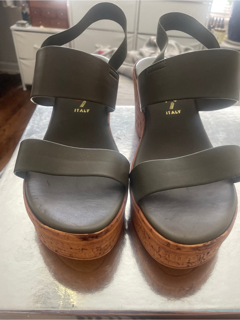 Italian Shoemakers Olive Green Platform Wedge Sandals
